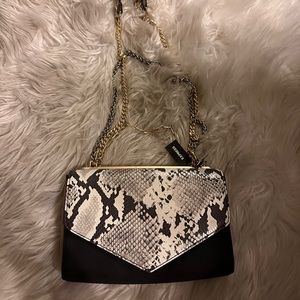 Snakeskin Chain Strap Shoulder Bag